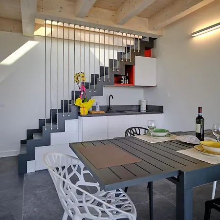 Sunny Lejlighed Bardolino