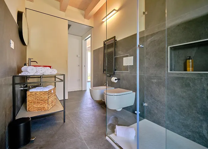 Sunny Апартаменты Бардолино