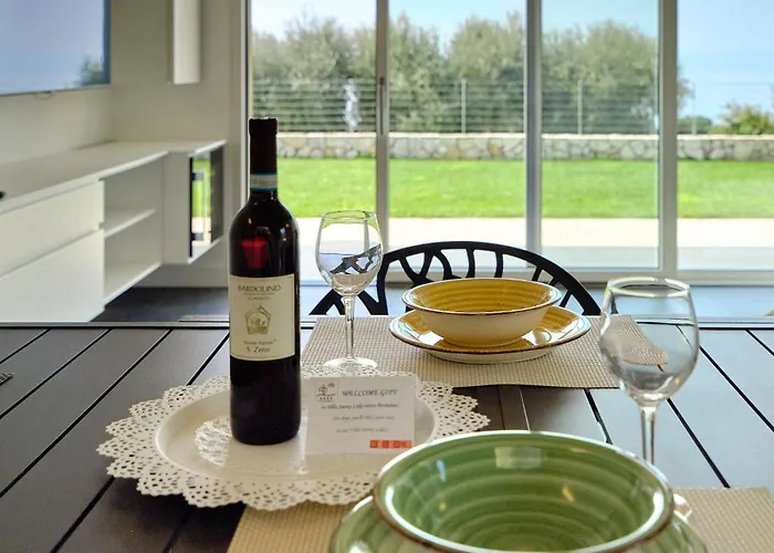 Sunny باردولينو